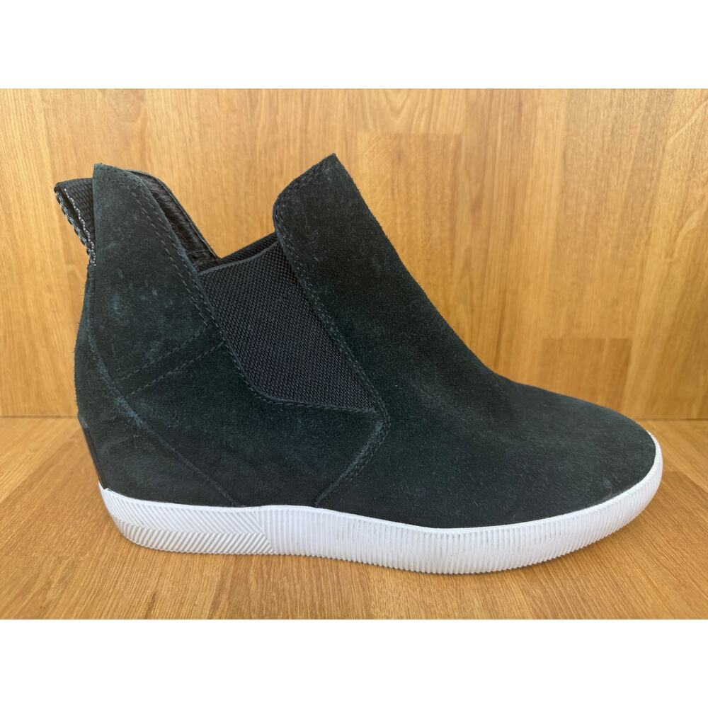 Sorel Out N About Wedge Slip-On Boots Black Suede Women’s 8.5 - Picture 2 of 7